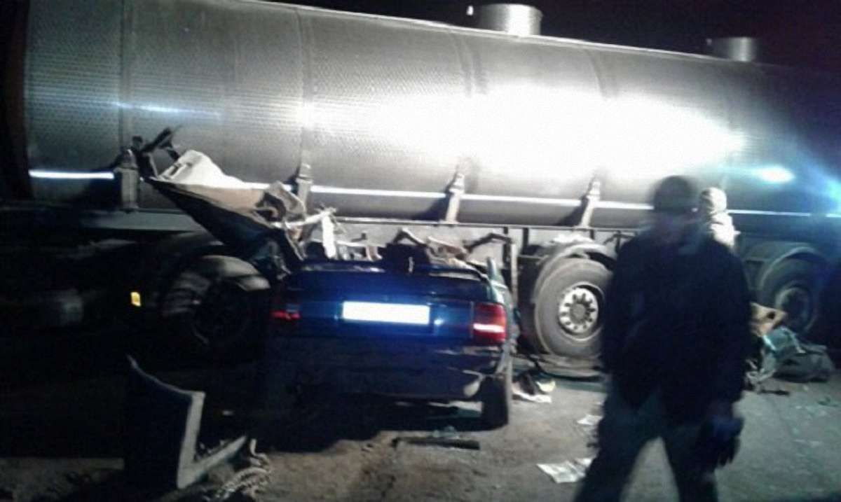 На трасі під Миколаєвом внаслідок ДТП загинули троє військових