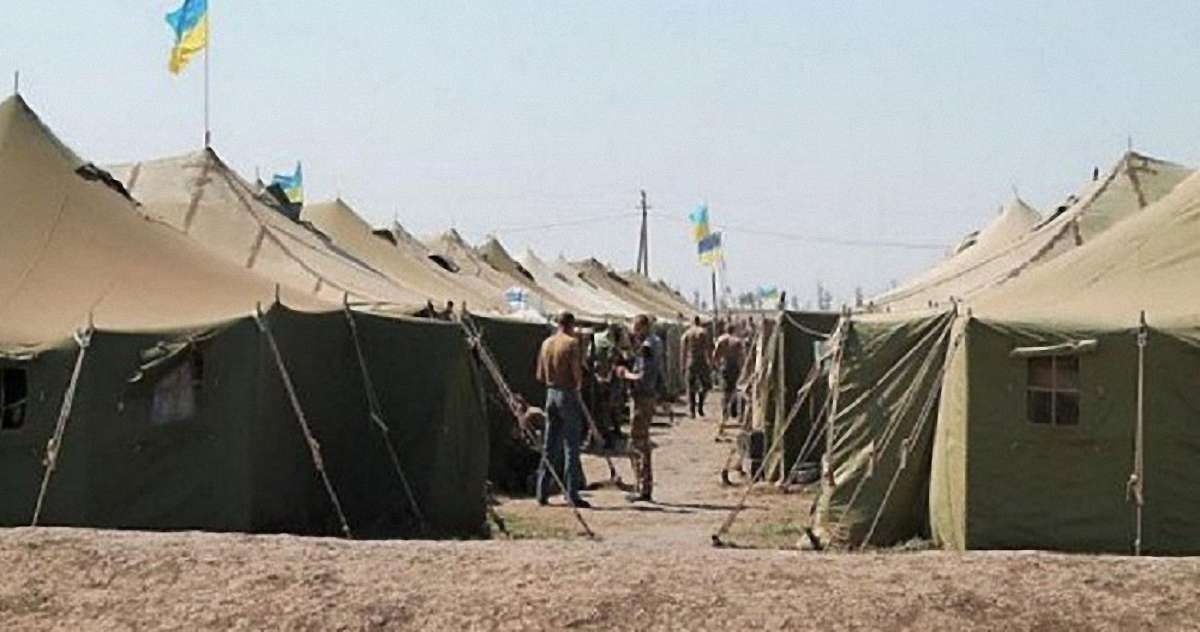 На Яворівському полігоні через пічки згоріли намети з речами бійців