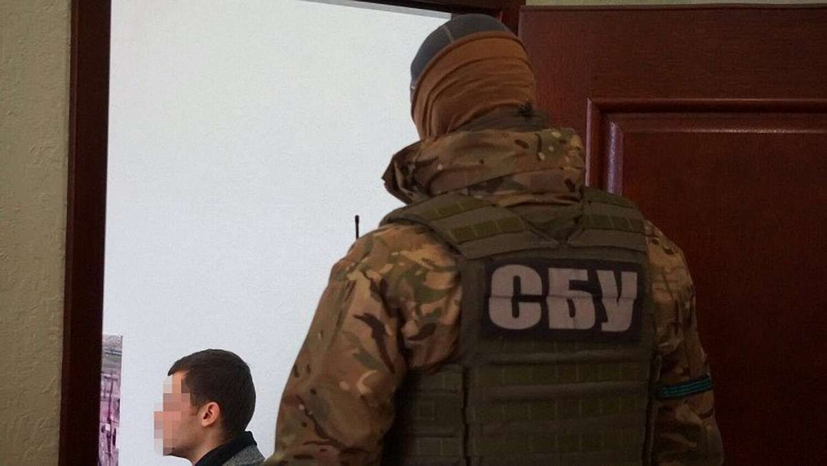 СБУ почала обшуки на морському терміналі, який належить російському бізнесменові