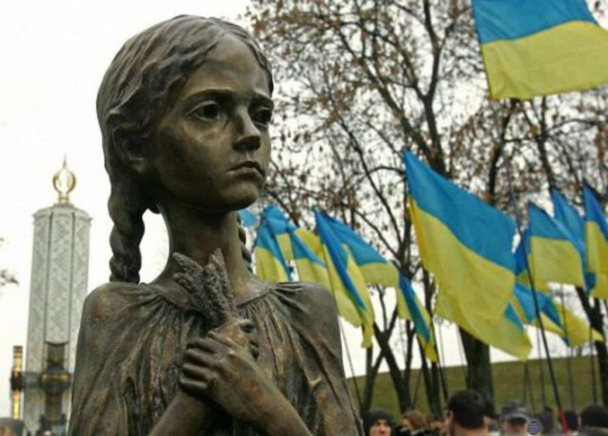 В Україні та світі вшановують пам’ять жертв голодоморів