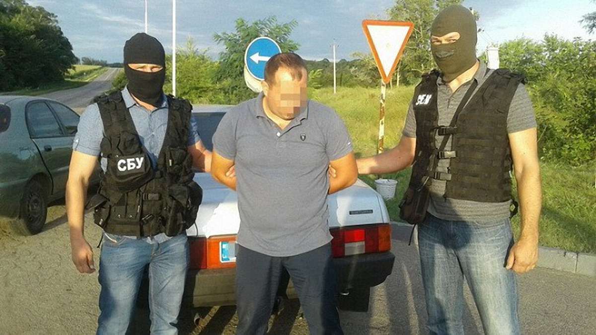 СБУ викрила у Кропивницькому злочинне угруповання, до якого входили поліцейські
