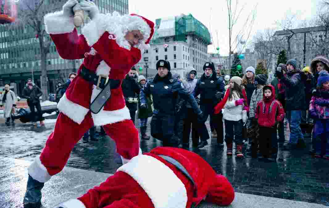 Кадр з фільму «Поганий Санта 2» Кадр з фільму «Поганий Санта 2»