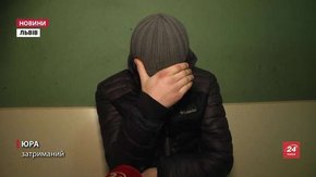У Львові посеред дня троє хлопців обікрали приватну школу