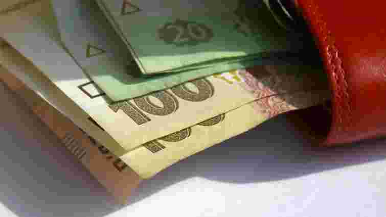 Мінімальна зарплата українців збільшилася до 1,6 тис. гривень