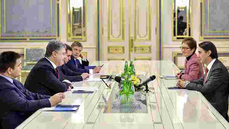 Порошенко обговорив з посланником Держдепу США залучення інвестицій в українську енергетику