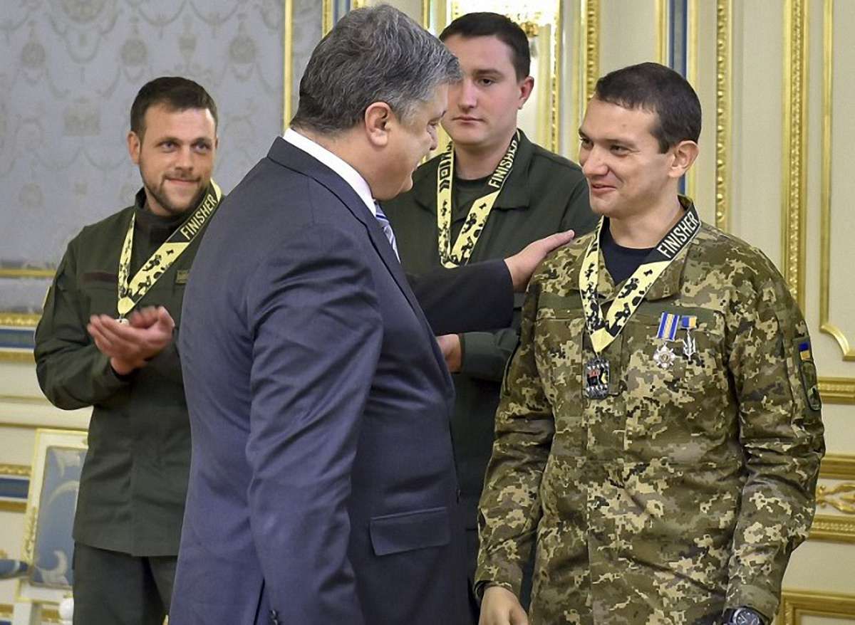 Порошенко призначив уповноваженого з питань реабілітації поранених учасників АТО