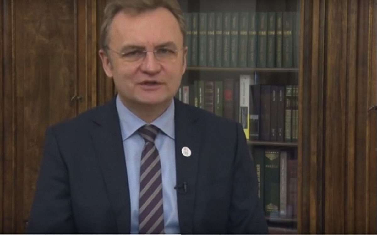 Садовий заявив, що Львів не піддасться на шантаж перевізників