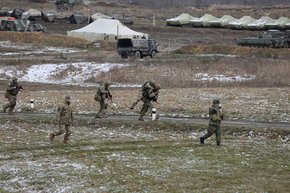На Яворівському полігоні знайшли повішеним 22-річного строковика