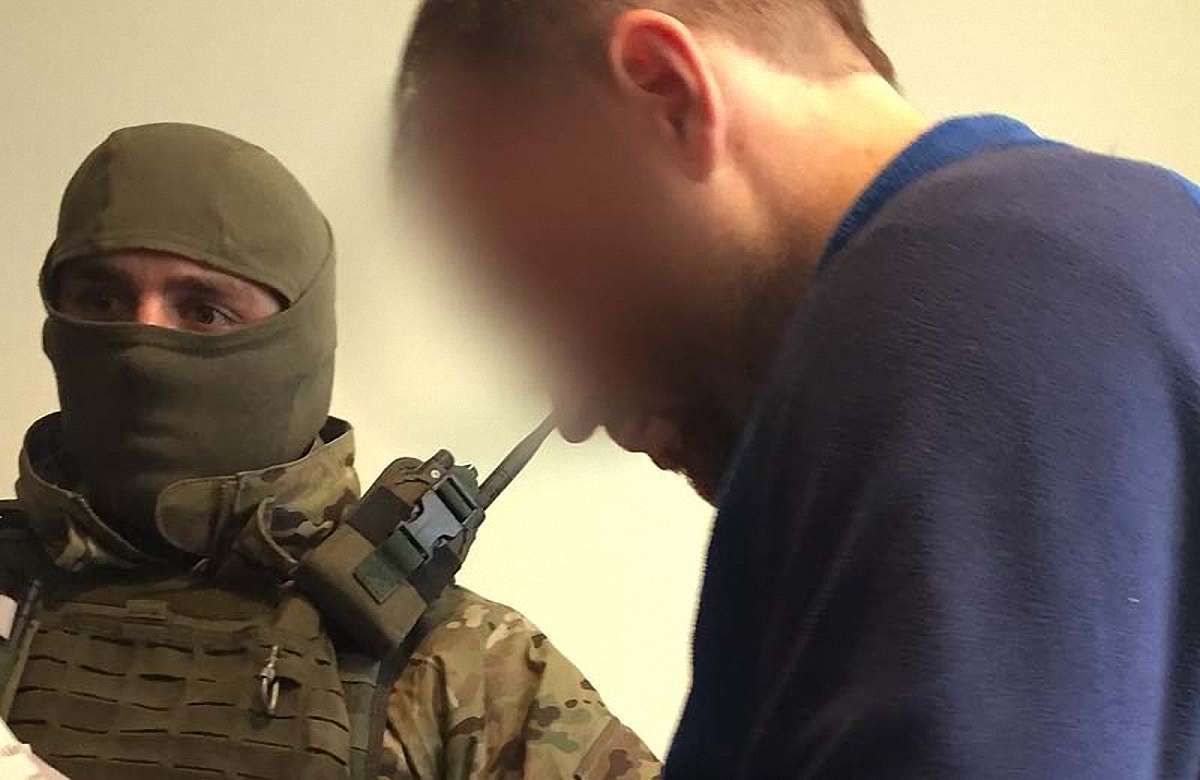 Полтавський суд відпустив хакера, якого 4 роки шукали правоохоронці 30 країн світу