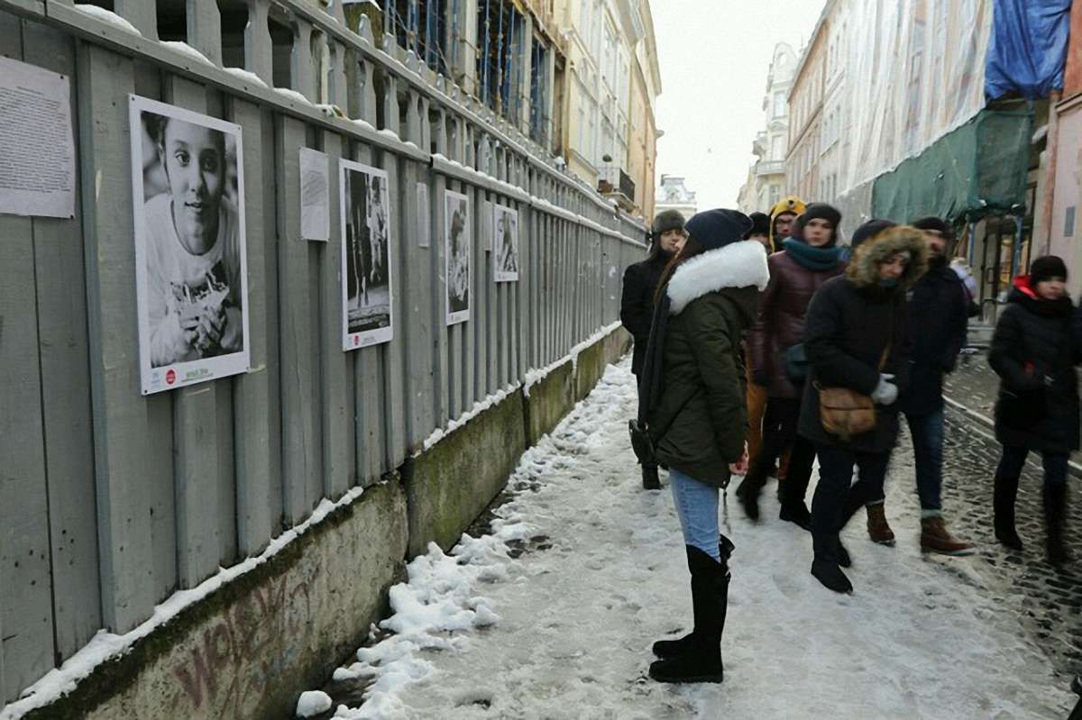 У Львові відкрили фотовиставку, присвячену переселенцям з обмеженими можливостями
