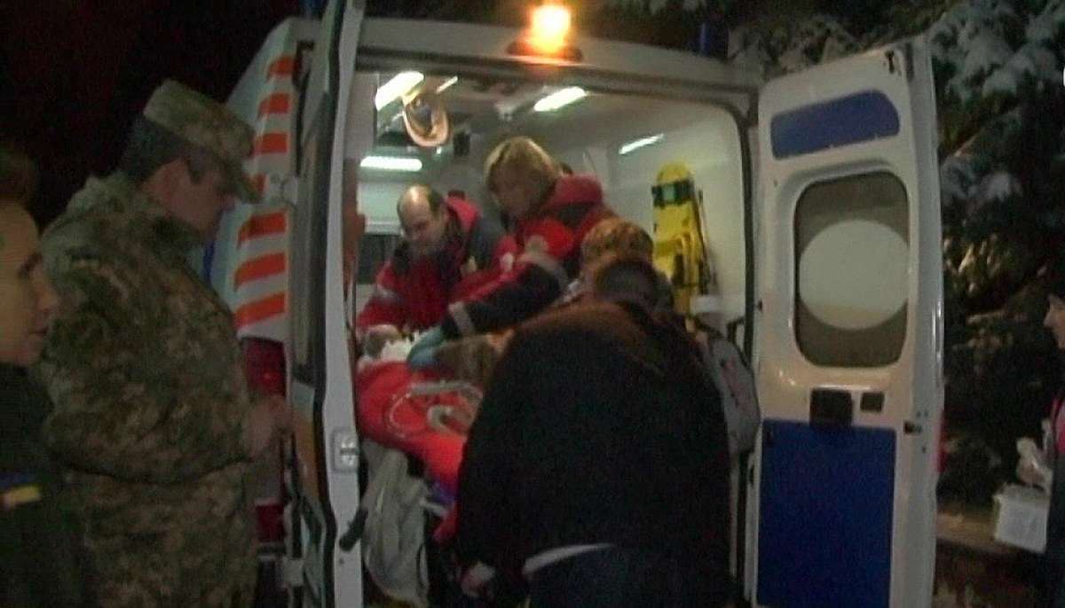 Через негоду літак з пораненими бійцями АТО не долетів до Львова 