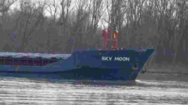 Прикордонники затримали іноземне судно, яке заходило в порти окупованого Криму