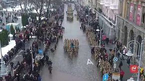 Марш захисників у центрі Львова зняли з висоти пташиного польоту