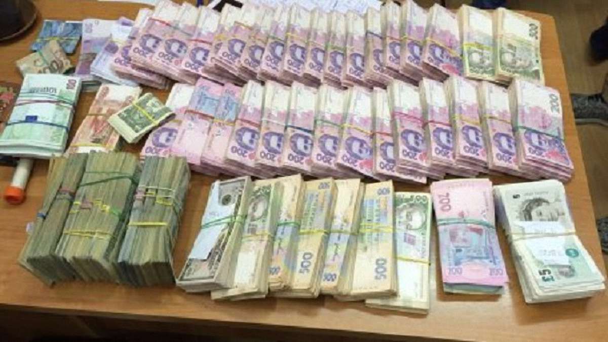 З початку року ДФС припинила діяльність 74 конвертаційних центрів