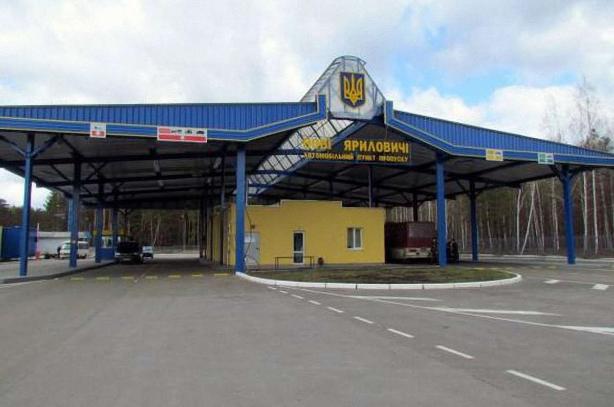 Ще один росіянин попросив статус біженця в Україні
