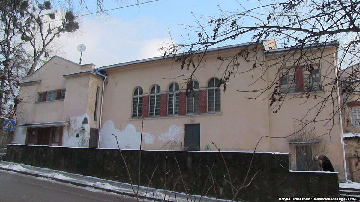 Суд зобов’язав Російський культурний центр звільнити приміщення 