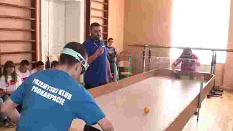 У львівській школі встановлять тенісний стіл для незрячих
