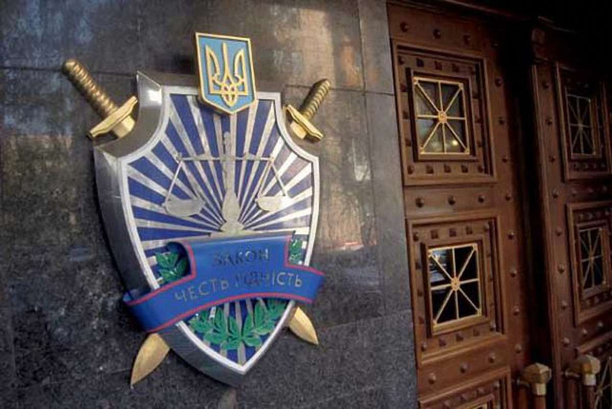 У ГПУ наполягають, що Янукович має статус підозрюваного у справі про держзраду