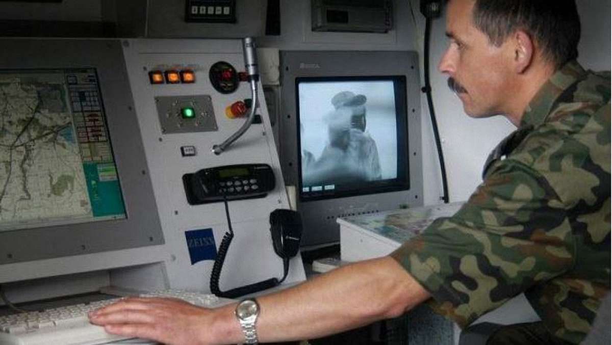 Польща виявила кілька російських дронів над своєю територією