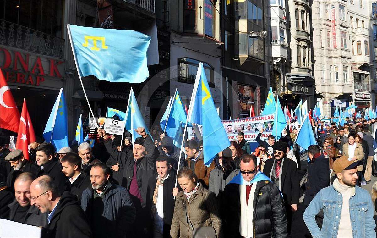  У Стамбулі пройшла акція протесту проти дій Росії у Криму 