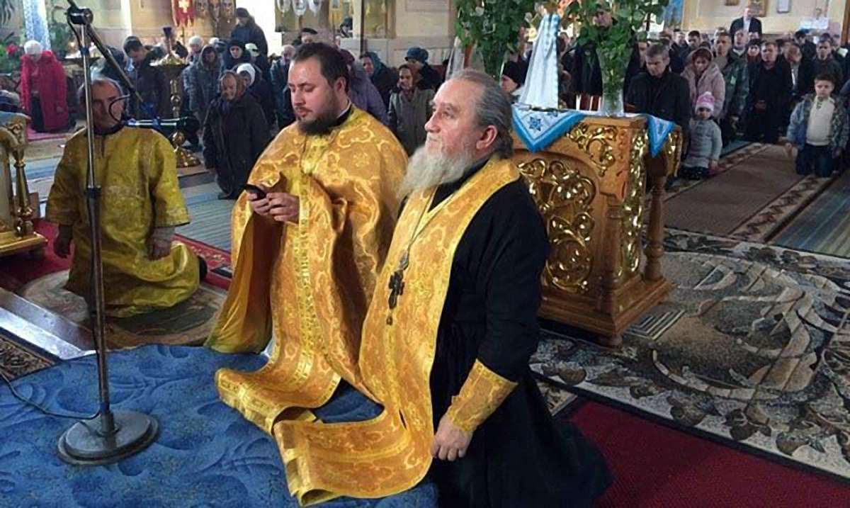 У бориславському храмі УПЦ (МП) молилися проти епідемії ГРЗ