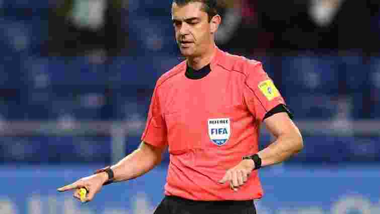 Вперше у матчі під егідою ФІФА арбітр призначив пенальті після відеоповтору