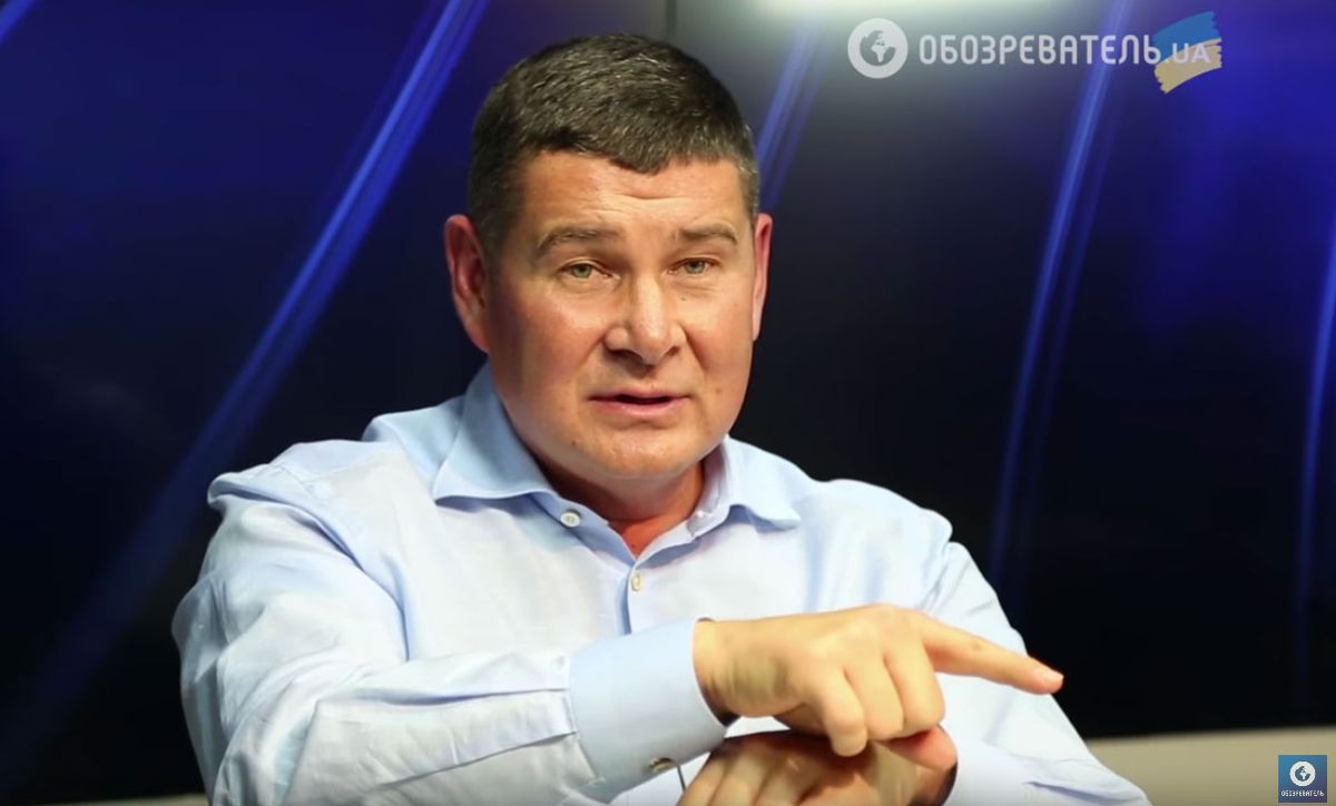 У мережі оприлюднили відео, на якому Онищенка вчать «зливати» Порошенка