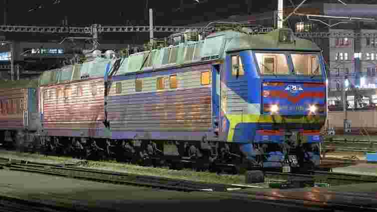 Нумерацію вагонів з «голови» і «хвоста» поїздів у Києві замінили на «схід» і «захід»
