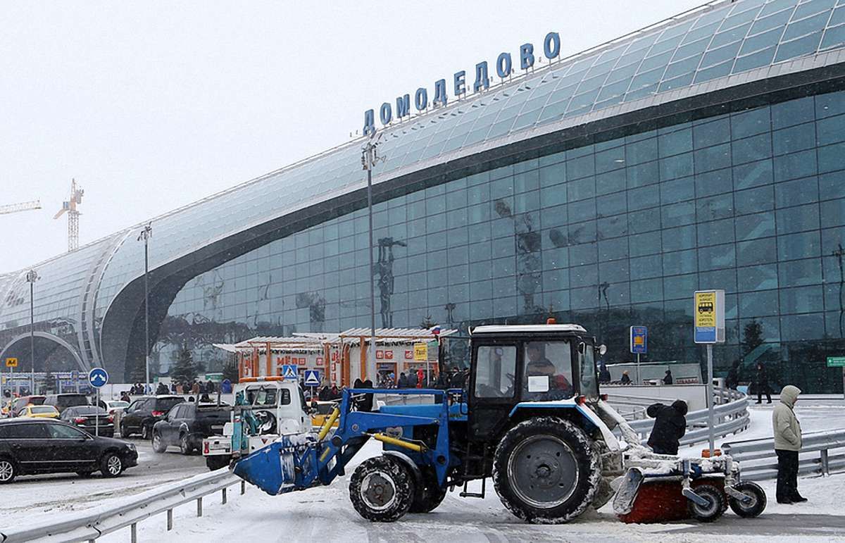 Під час злету у московському аеропорту помер пілот німецького літака