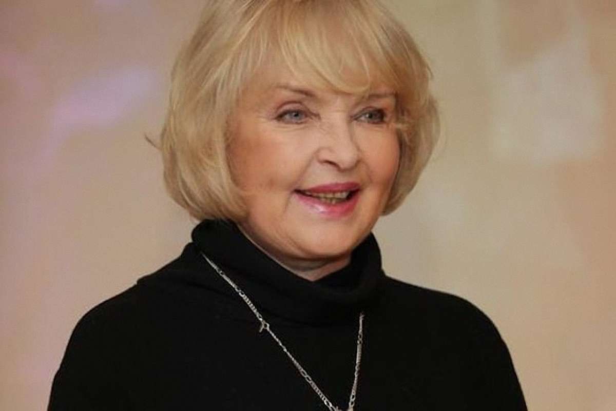 Актриса Ада Роговцева у лікарні попросила допомогти пораненим військовим