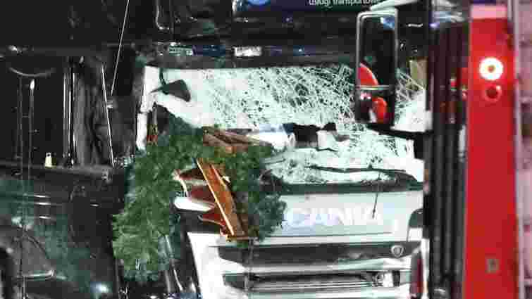 Поліція відпустила підозрюваного у теракті на різдвяному ярмарку в Берліні