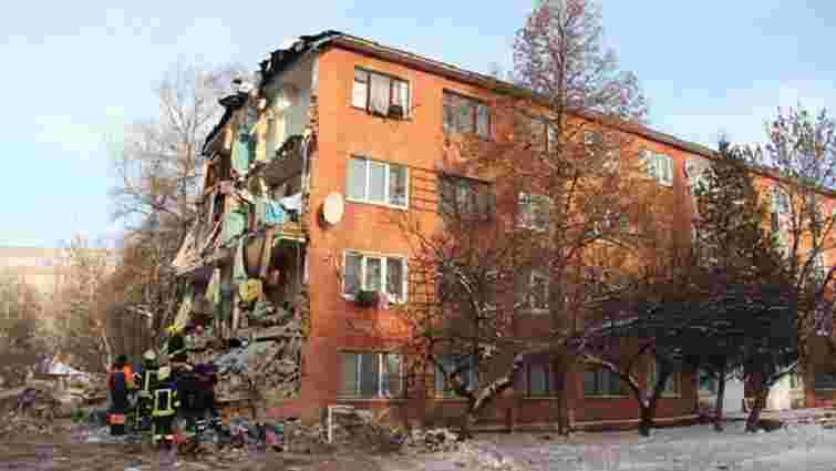 Суд наклав арешт на зруйнований гуртожиток у Чернігові