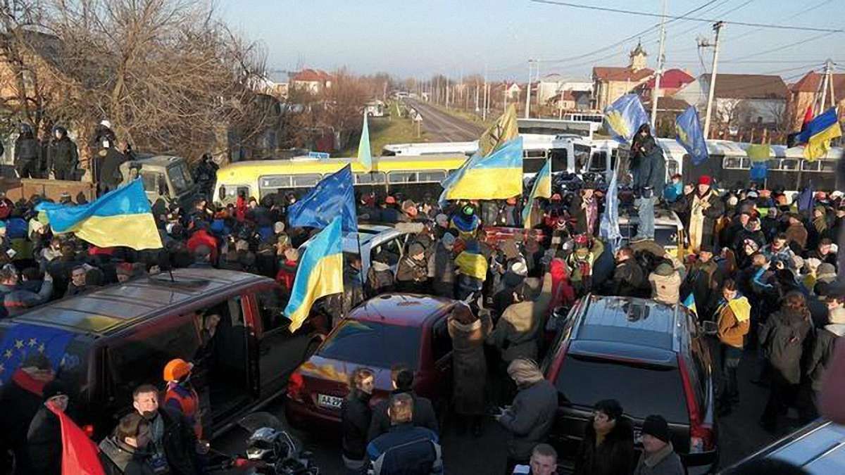 ГПУ передала до суду обвинувальні акти щодо інспекторів ДАІ, які кривдили «Автомайдан»