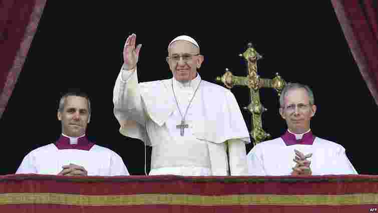У щорічному різдвяному посланні Папа Римський закликав до миру на Донбасі і в цілому світі