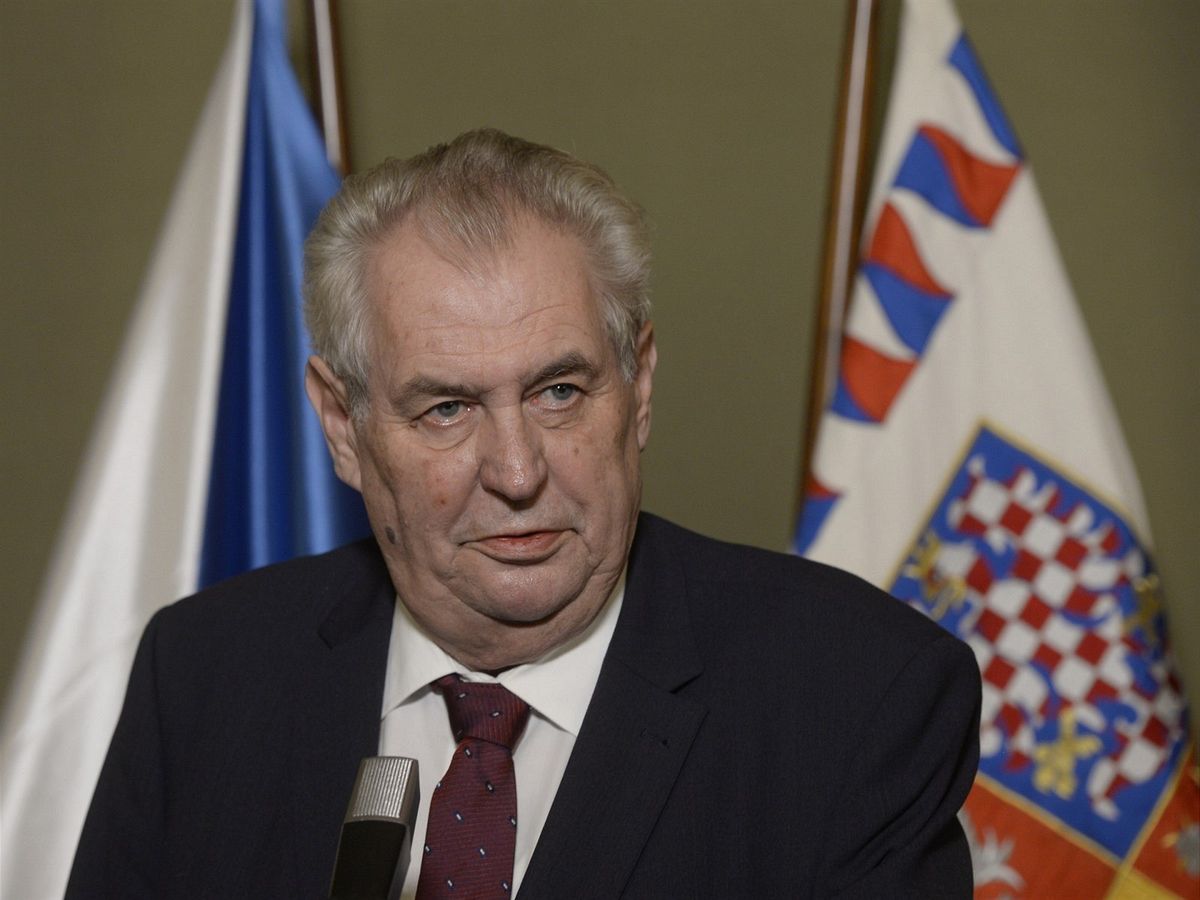 Чеський президент побажав співвітчизникам «небезпечного життя» у новому році