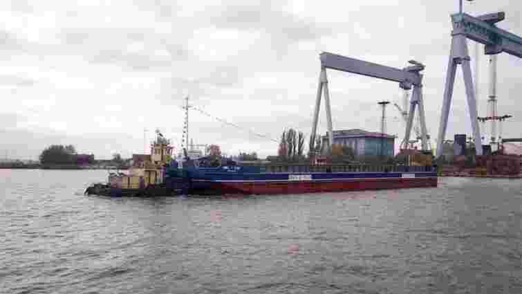 Українське Дунайське пароплавство отримало баржі, які замовили ще 27 років тому