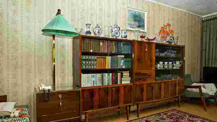 Львівський музей «Територія Терору» відкриє експозицію радянської квартири з бібліотекою