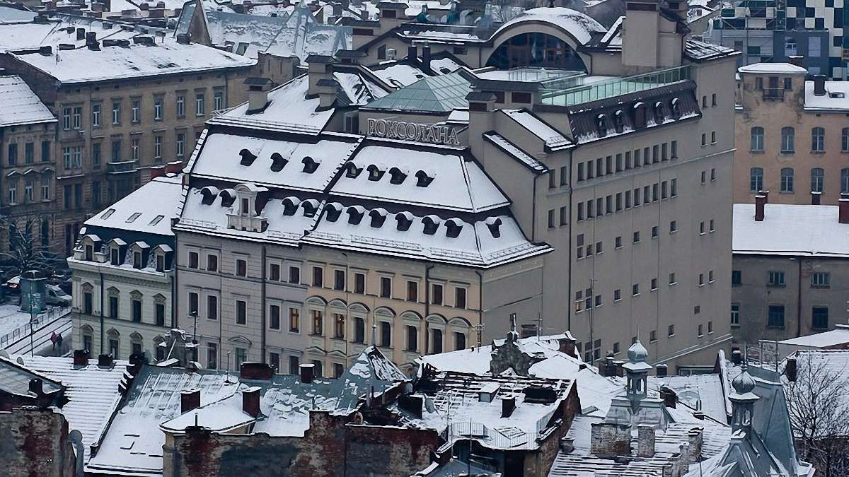 Кіберзлочинці вимагають 200 біткойнів у львівського ТЦ «Роксолана»