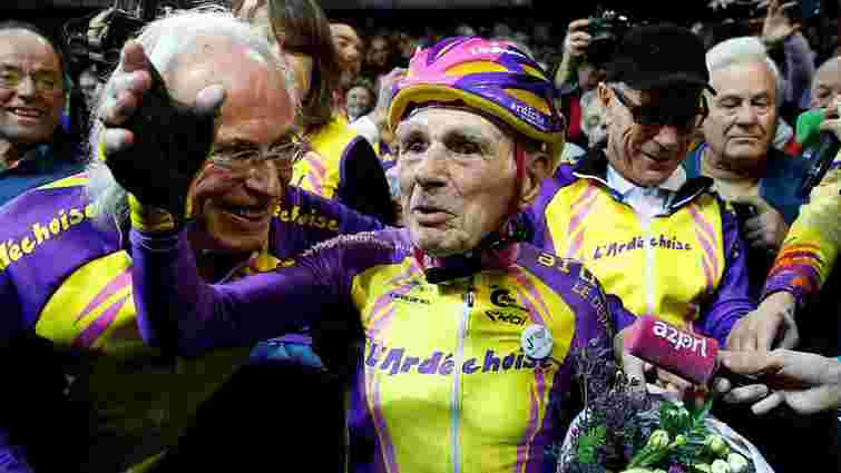 105-річний французький велогонщик встановив рекорд (відео)