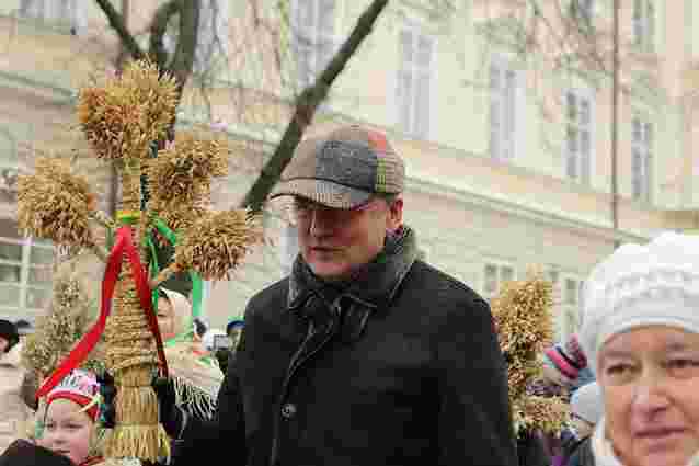 У Львові встановили різдвяного дідуха
