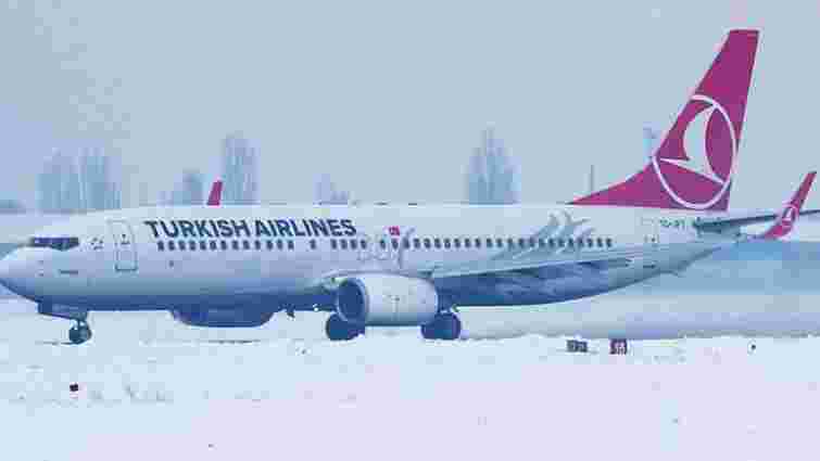 Через погодні умови в українських аеропортах скасували рейси до Стамбула