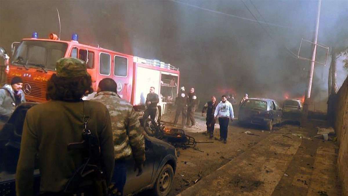 Внаслідок вибуху автомобіля у Сирії загинуло 43 людини