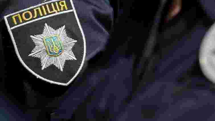У Маріуполі п'яний пасажир автобуса побив поліцейського за зауваження