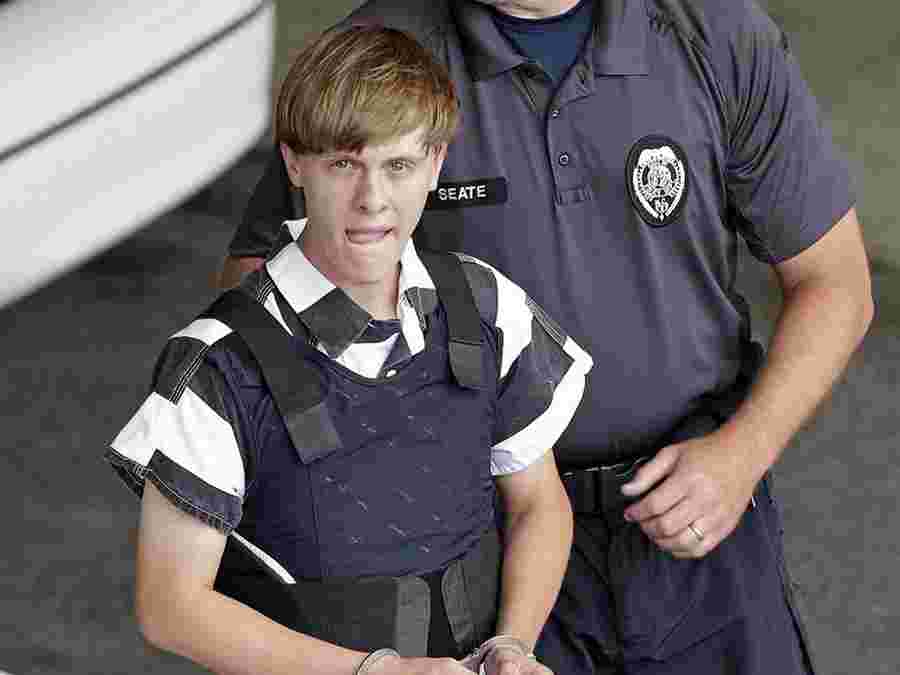 У США Ділана Руфа, винного у вбивстві людей у церкві, засудили до страти У США Ділана Руфа, винного у вбивстві людей у церкві, засудили до страти