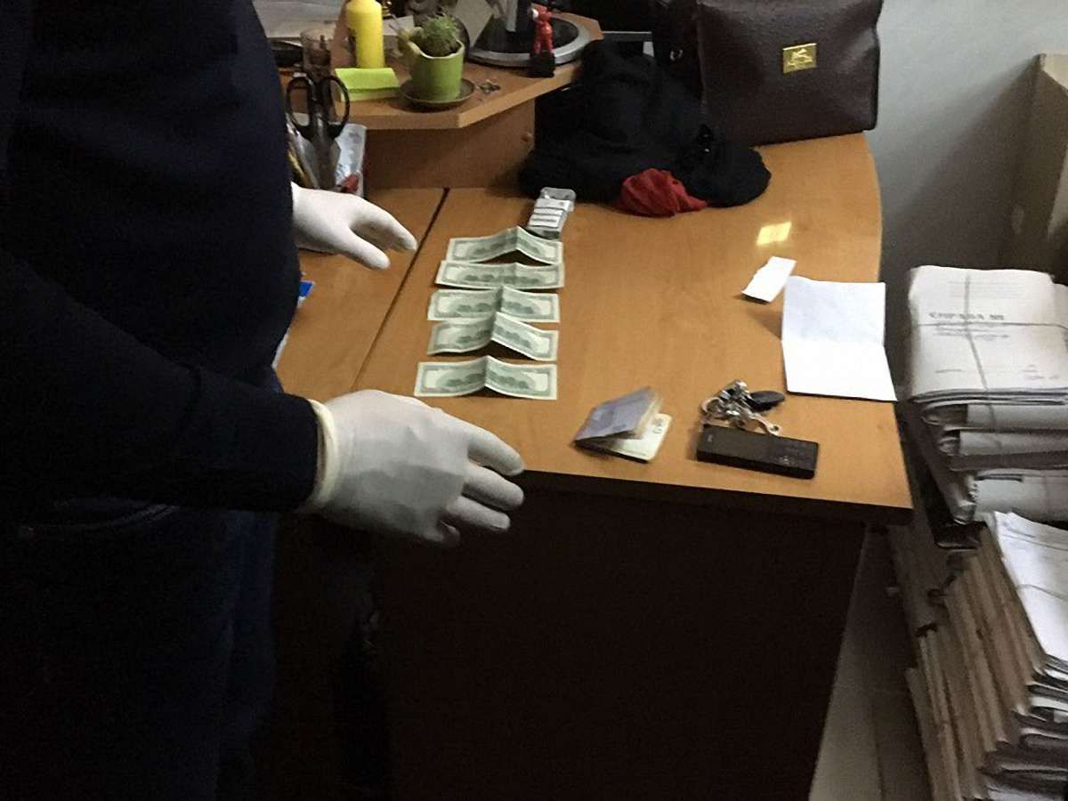 У Луцьку на хабарі затримали податківця