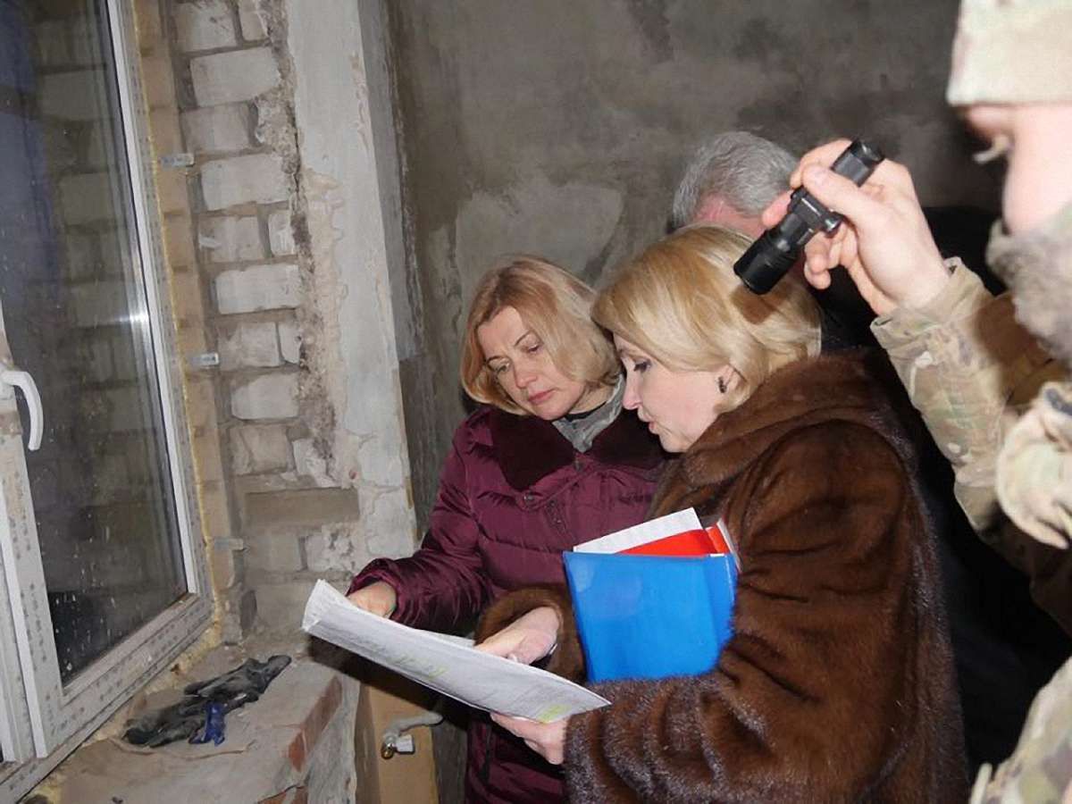 Ірина Геращенко проінспектувала, як витрачають кошти на відновлення Донбасу