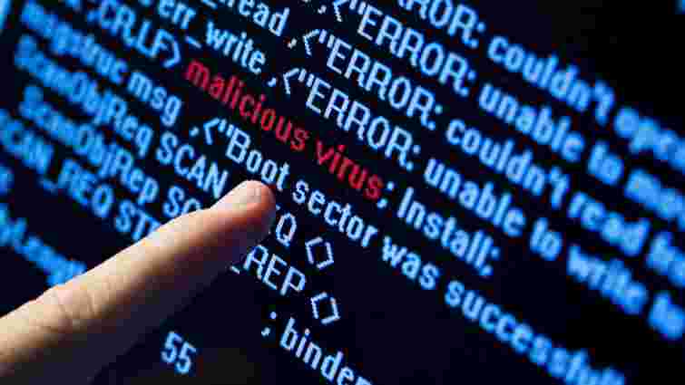 Кіберполіція виявила новий вірус, який краде банківську інформацію з телефонів