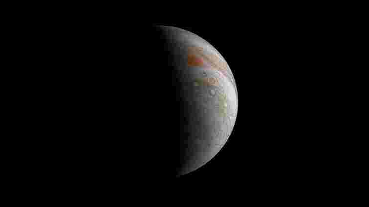 Астроном-аматор зробив реальне кольорове фото Юпітера за даними космічної станції «Юнона»