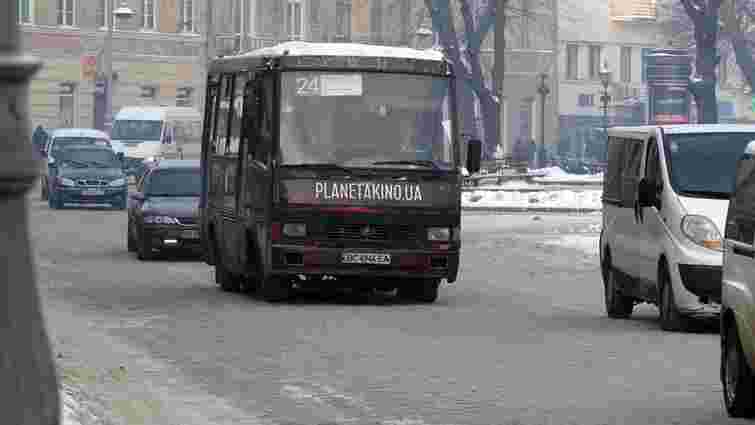 Мер Львова призначив службове розслідування через транспортний колапс на Різдво