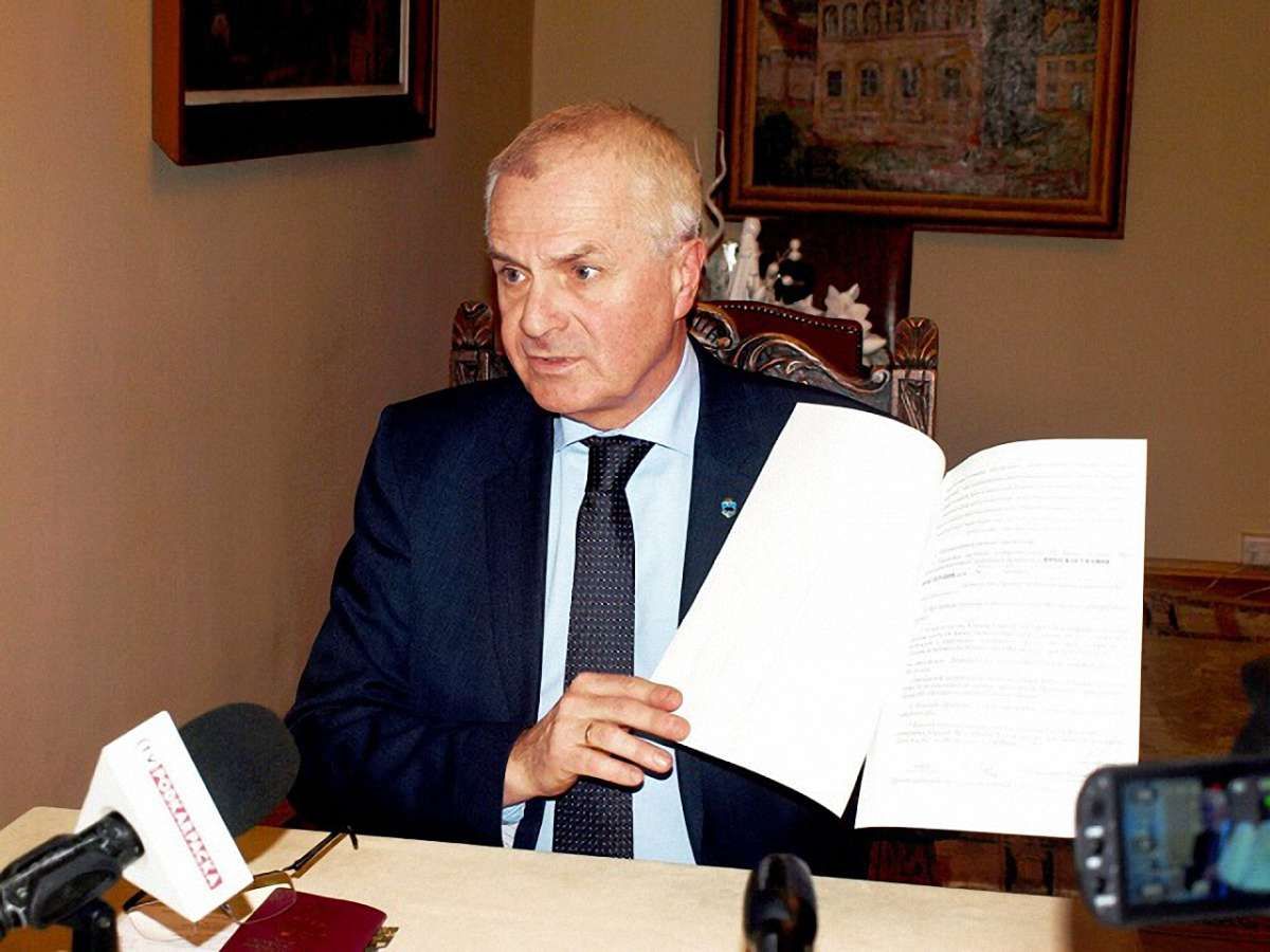 Польща скерувала Україні дипломатичну ноту через заборону в’їзду меру Перемишля
